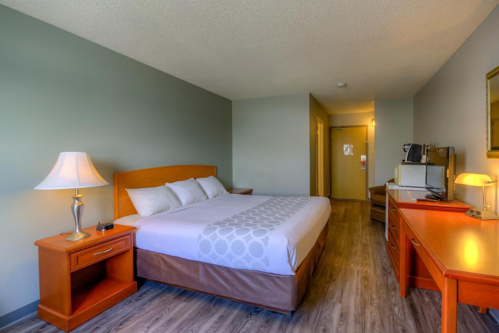 Econo Lodge Regina Exterior foto